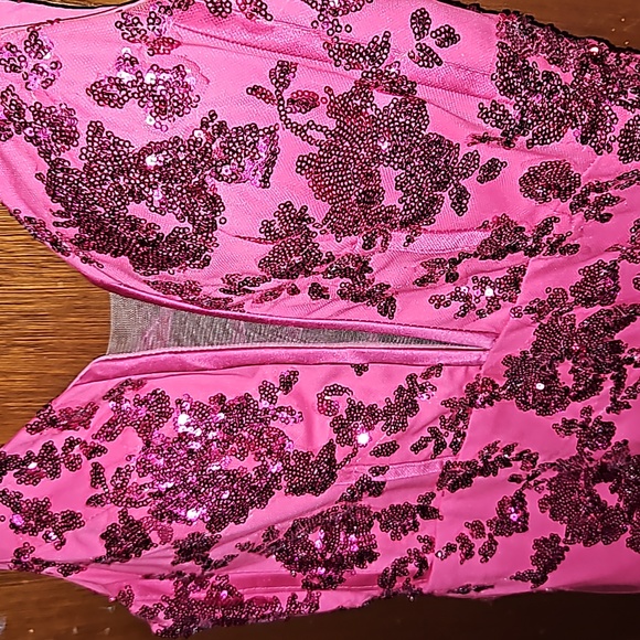 Long formal - Picture 7 of 7